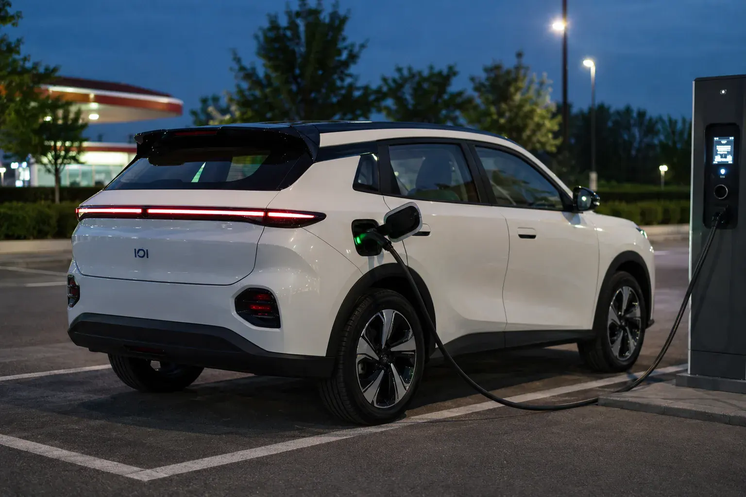 Changan Qiyuan Q05 на зарядной станции