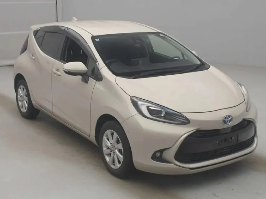 Toyota Aqua, 2022 год, фото из предложения