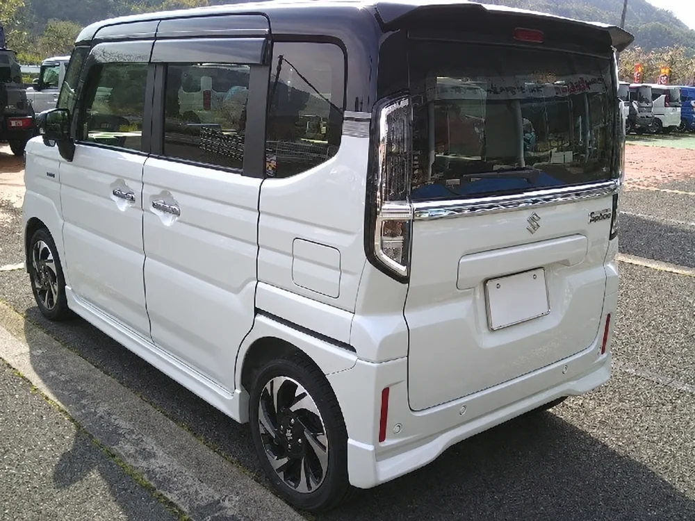 Suzuki Spacia, 2023 год, фото из предложения