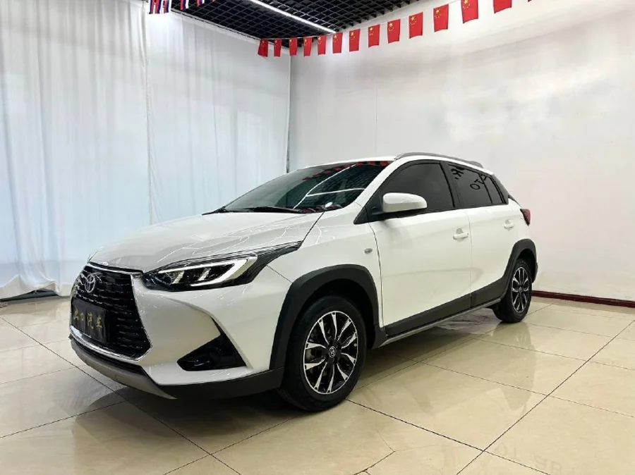 Toyota Yaris L, 2022 год, фото из предложения