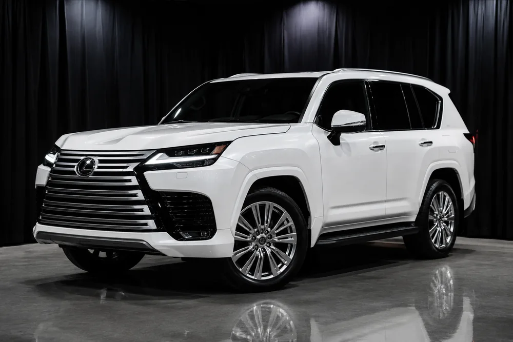 Lexus LX 600
