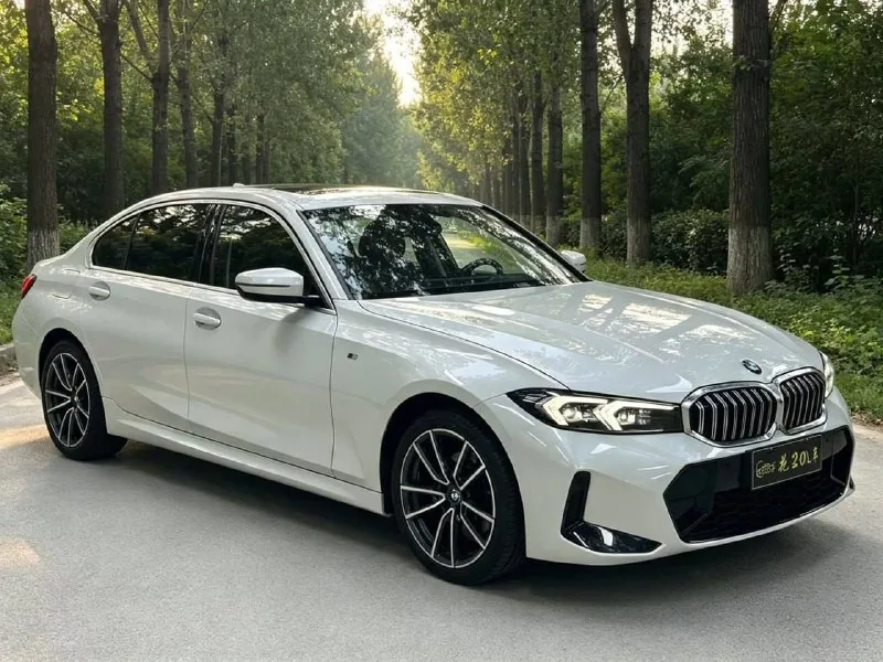 BMW 3 Series, 2022 год — фото автомобиля из объявления