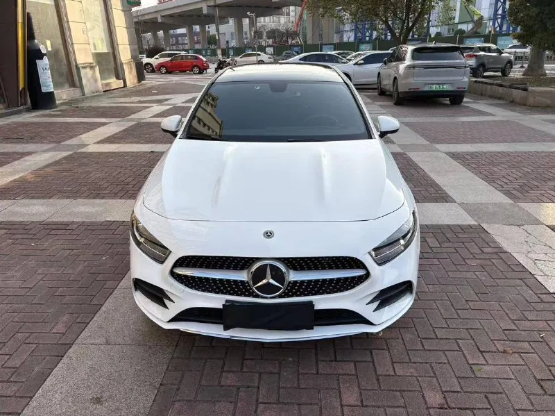 Mercedes-Benz A-Class, 2020 год — фото автомобиля из объявления