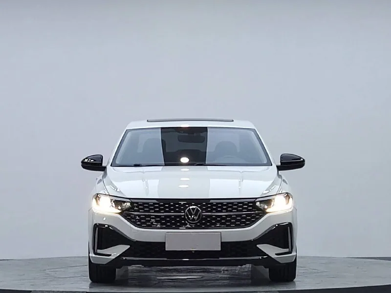 Volkswagen Lavida, 2022 год — фото автомобиля из объявления