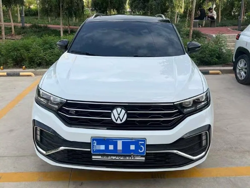 Volkswagen T-Roc, 2022 год — фото автомобиля из объявления